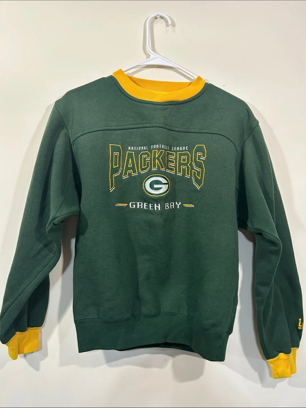 Lee Green Bay Packers Dark Green Crewneck with Gold Trim